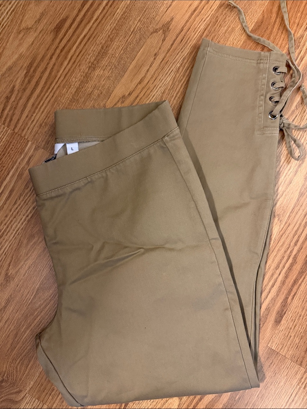 Women’s Lace-Up Ankle Chinos in Khaki